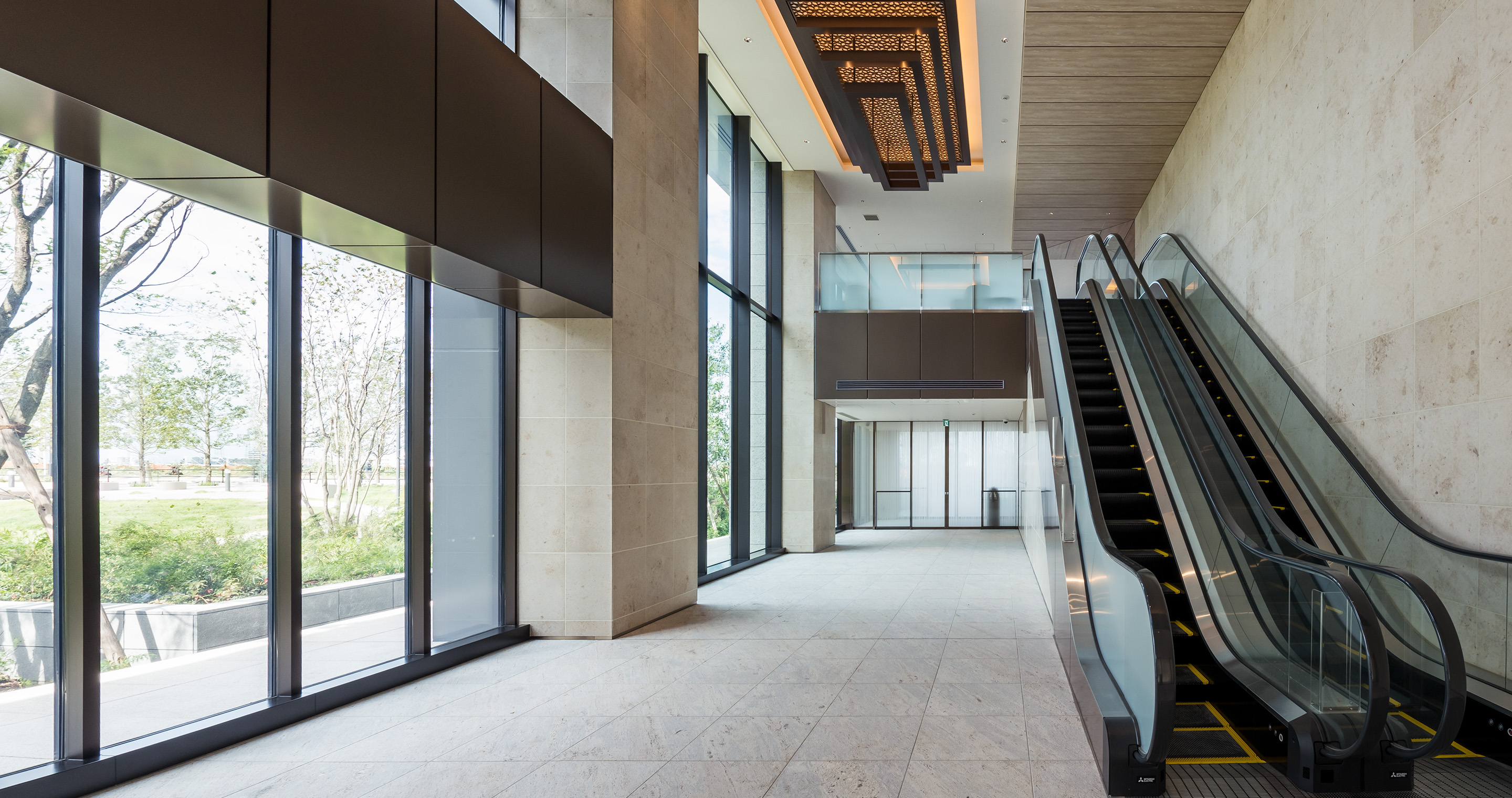 Brillia Tower 聖蹟桜ヶ丘 BLOOMING RESIDENCE 共用部（超高層マンションの共用部）の写真 3
