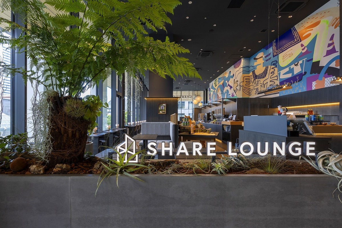 神奈川県横浜市のSHARE LOUNGE みなとみらい｜カフェラウンジ・コワーキングスペースの内装デザイン事例（株式会社ノムラアークス）
